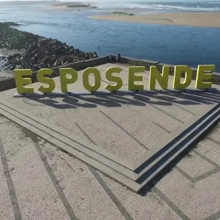 3 Bedrooms Balcony Center Flat